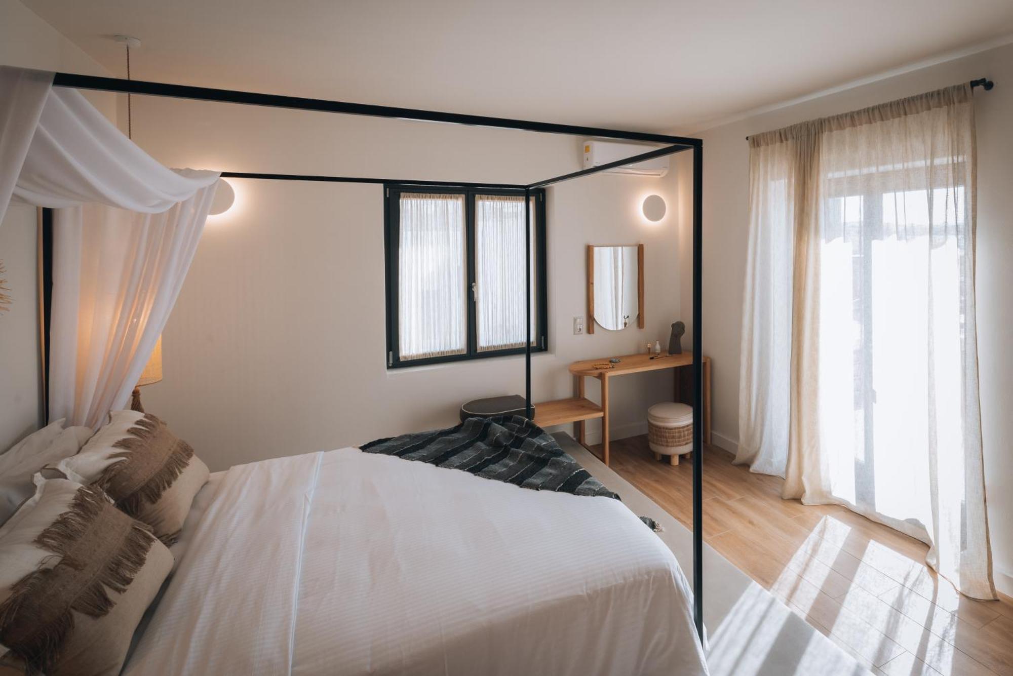 Kosmitis Suites & Villas Naousa  Room photo